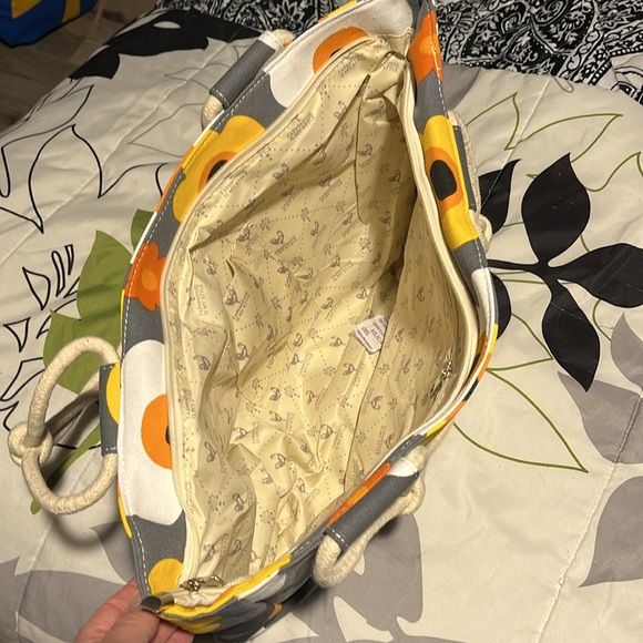 Brand New- Floral Bag - Picture 2 of 6